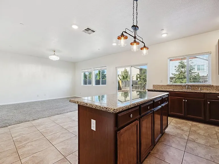 7185 Corvus Cir — Photo 13