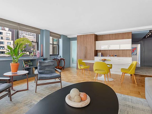 3rd image of 420 E 51st St APT 14F