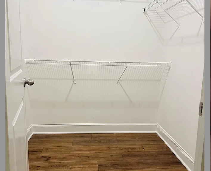 Closet - Master Bed