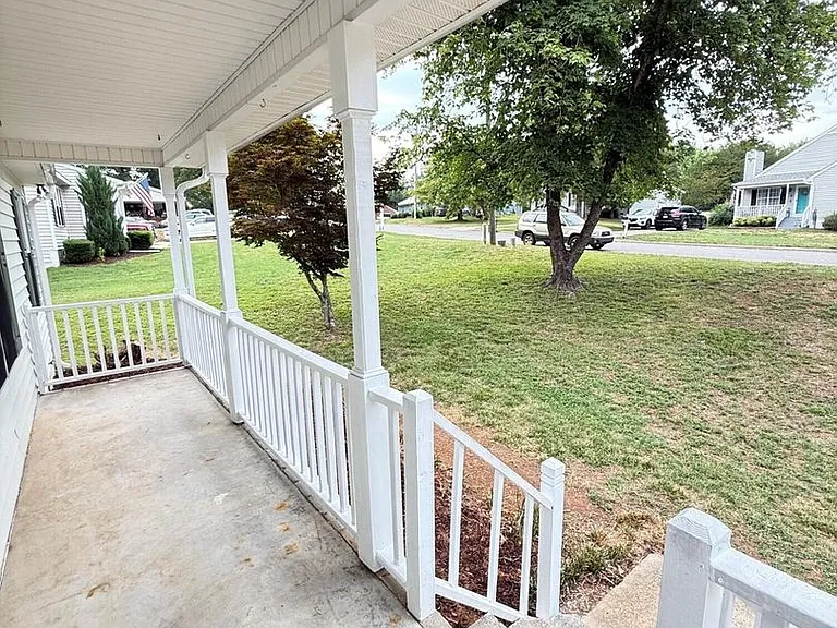 610 E Jones Ave — Photo 20