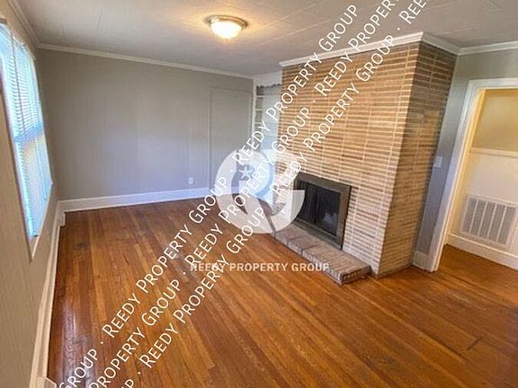 2nd image of 224 E Arlington Ave
