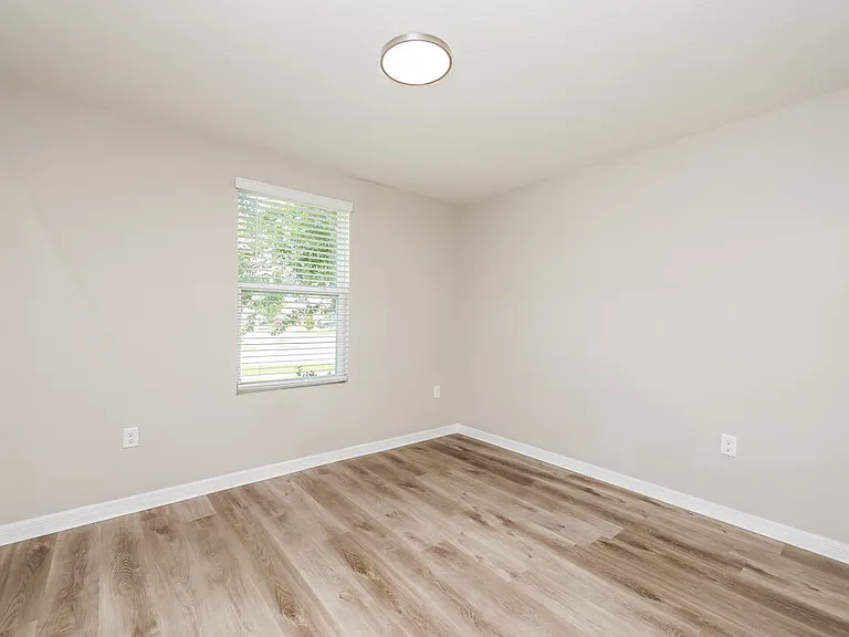 11702 Miracle Mile Dr — Photo 16