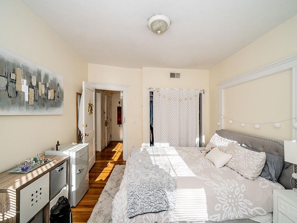1st image of 81.2 Gibbs St #2