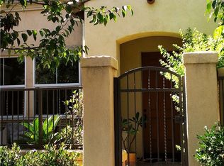 50 Trailing Vine, Irvine, CA 92602