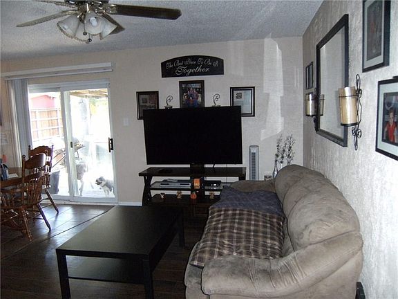 5th image of 502 San Carlos Dr