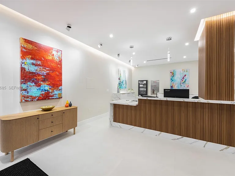 2401 S Ocean Dr #2402 — Photo 18