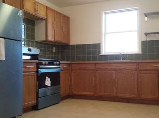 8869 E Roosevelt Blvd, Philadelphia, PA 19152
