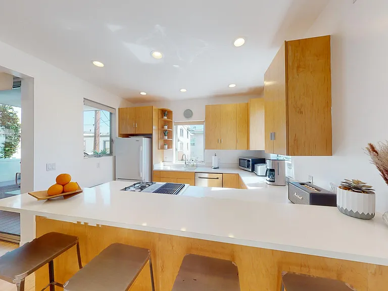 1410 Pacific Ave — Photo 22