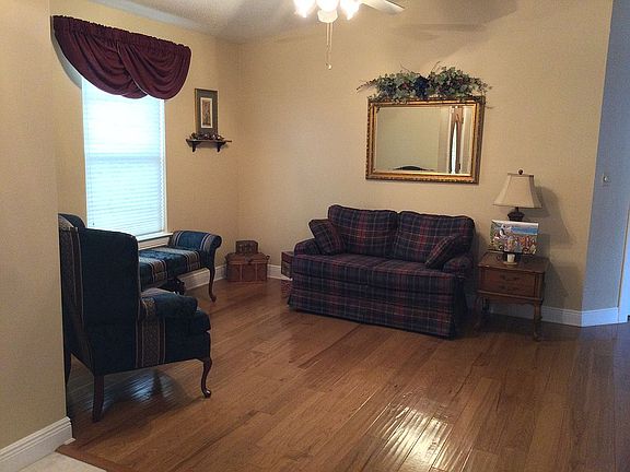 4th image of 224 Lakeland Ct