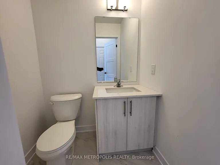 13 Hay Ln — Photo 14