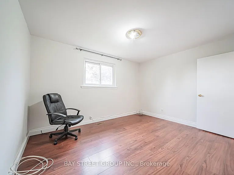 296 Killdeer St W — Photo 6