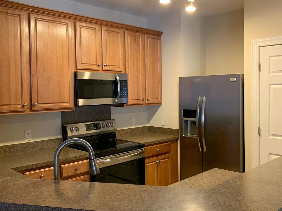 1st image of 6824 Park Place Dr