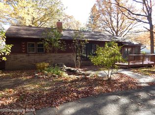 159 Summit Ave, Pocono Summit, PA 18346