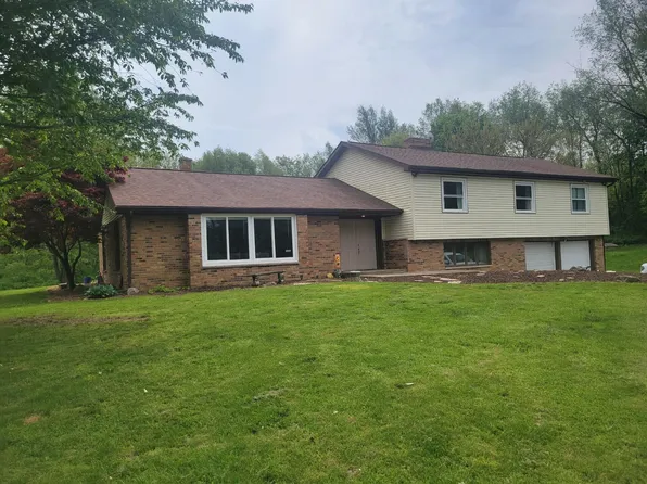 720 Carver Rd, Climax, MI 49034
