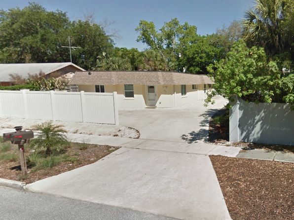 997 Virginia Dr