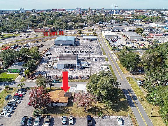5th image of 208 Millard Ave