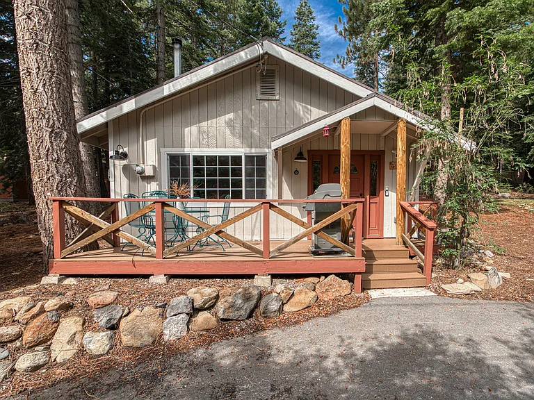 4511 Muletail Dr — Photo 8
