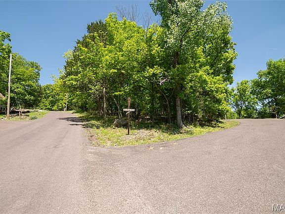 5th image of 803 Long Bow Dr