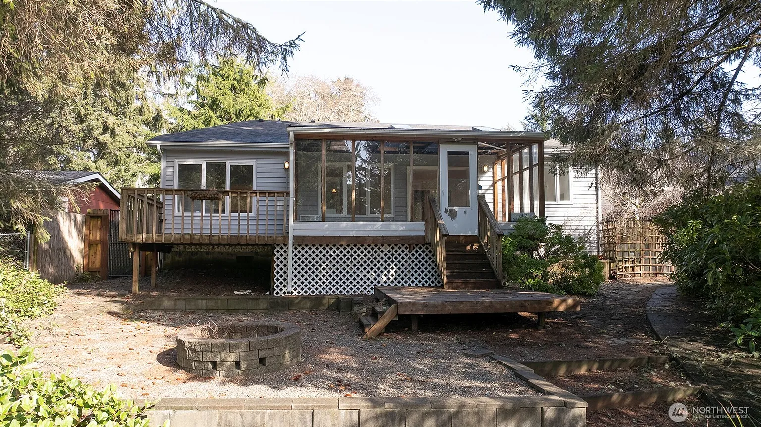 507 Quinault Avenue SE photo 1