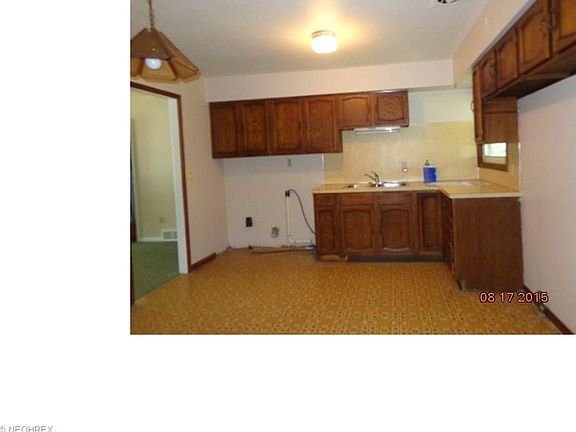 5th image of 529 Denison Ave