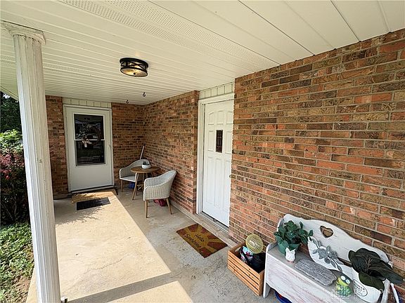 2nd image of 309 Liberty St