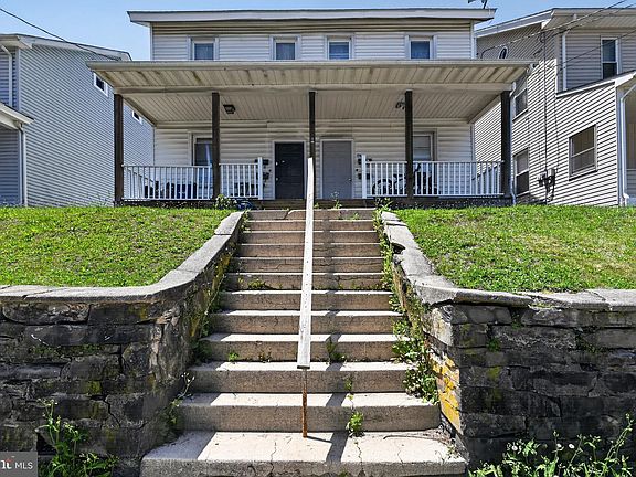 2nd image of 274 S 1st St