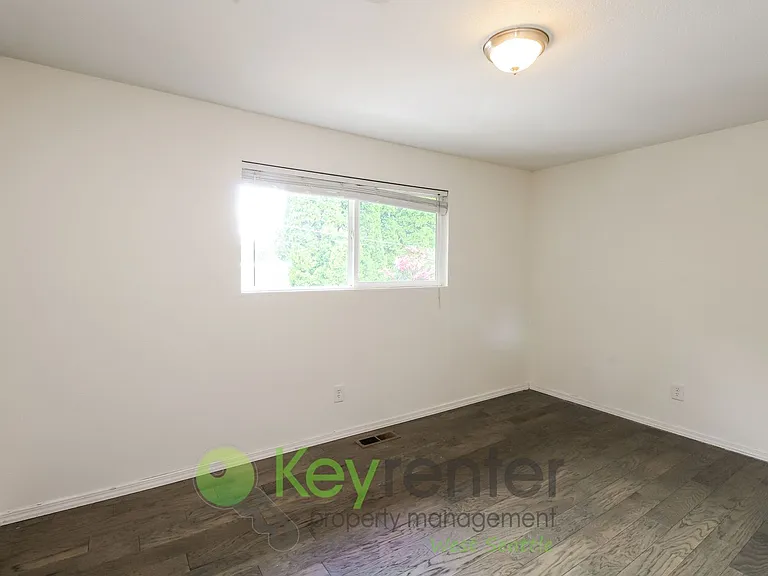 2511 SW 107th Way — Photo 16