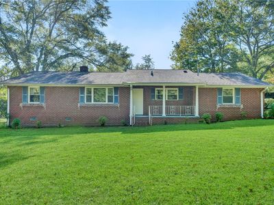703 Gravley Rd, Pickens, SC, 29671