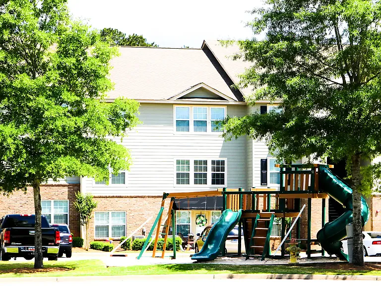 Windsweep Apartments — Photo 13