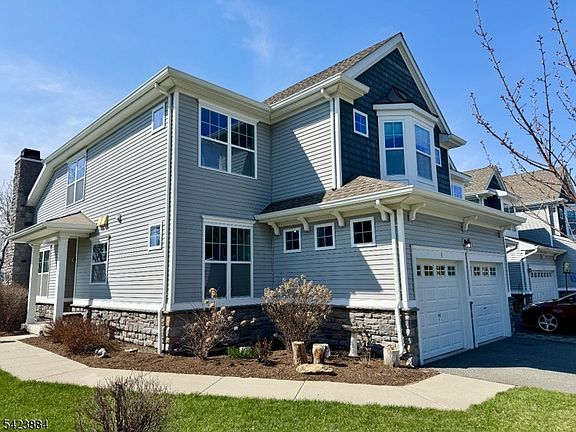 2nd image of 5 Indigo Rd