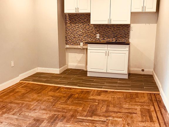 4th image of 30 W 181st St APT 4B