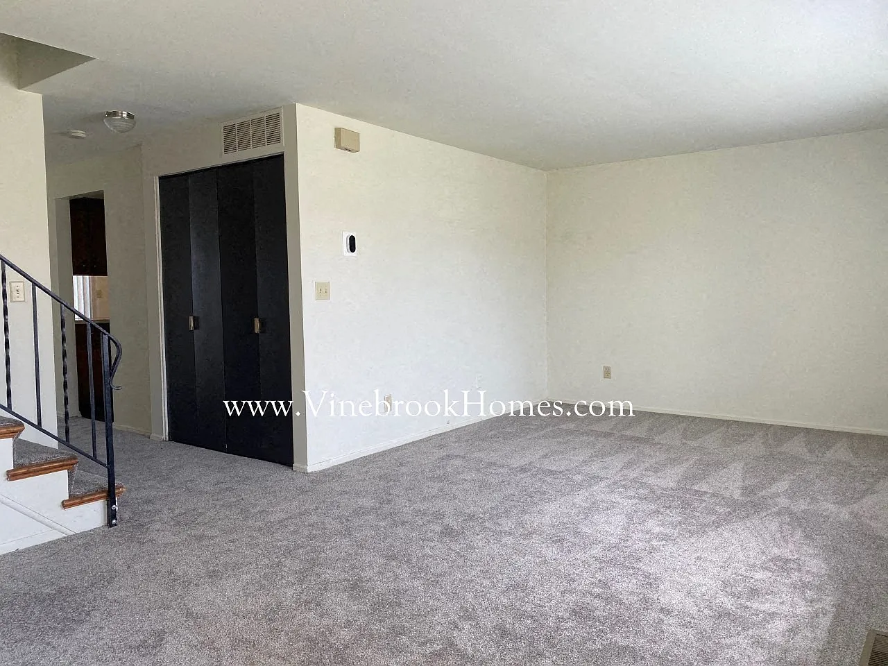 7576 Mount Whitney — Photo 2