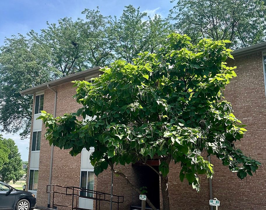 1st image of 5811 Oakwood Dr APT F