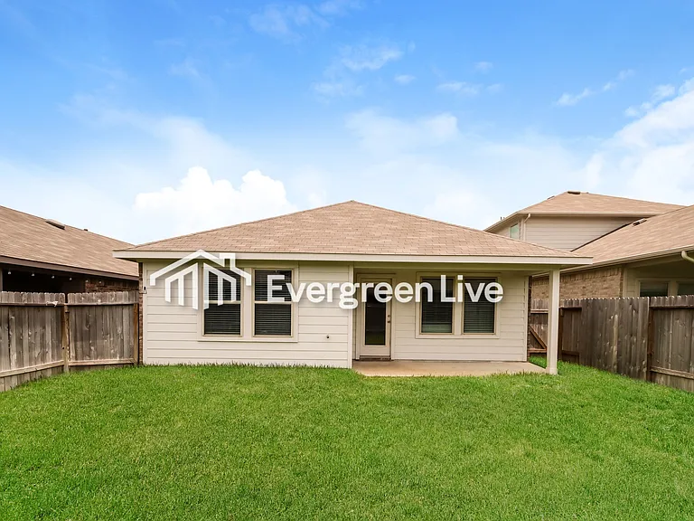 9885 Glen Brook Ln — Photo 13