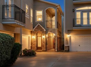 305 Reinerman St, Houston, TX 77007