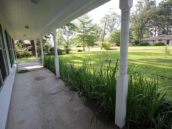 4th image of 1610 Elizabeth Ave