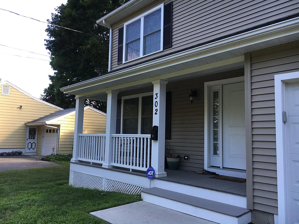 302 High St