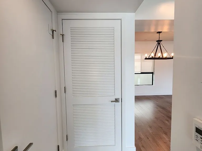 4227 McLaughlin Ave #303 — Photo 15