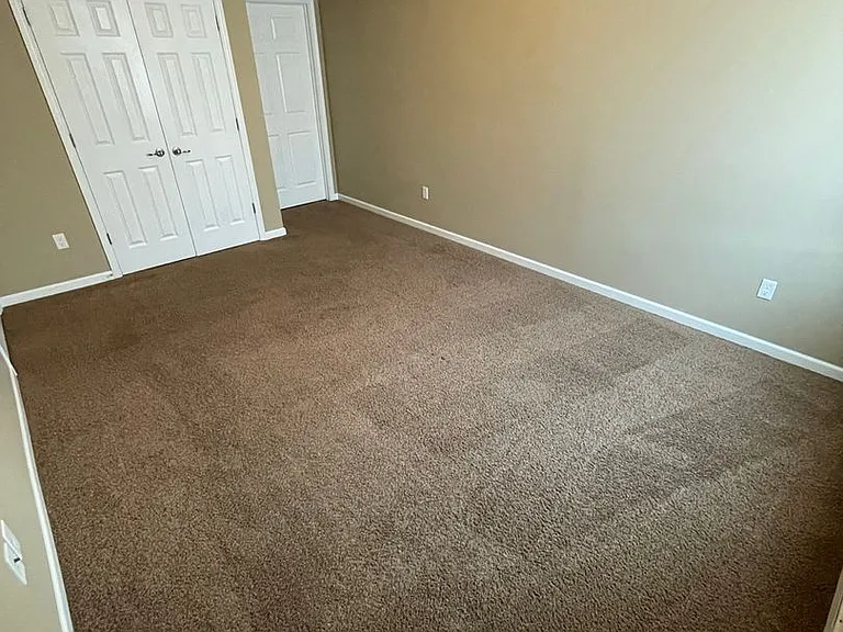 Grasslands Apartments — Photo 9