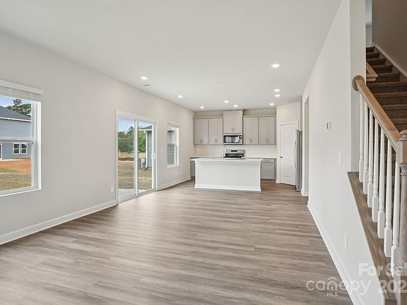 7th image of this home