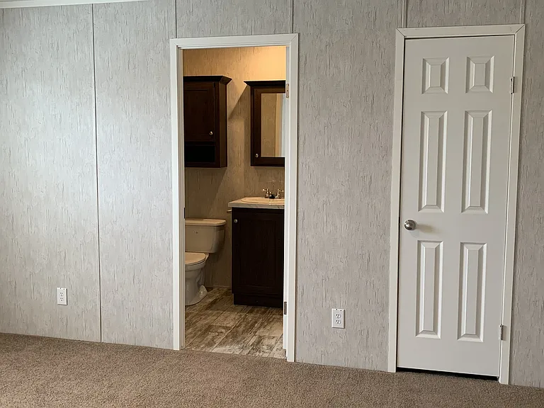 Meadowbrook Estates — Photo 45