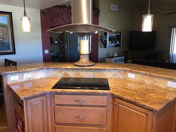 5th image of 2495 Bayou Ln