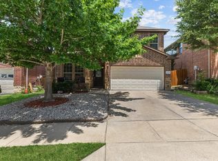 3741 Redwood Creek Ln, Fort Worth, TX 76137
