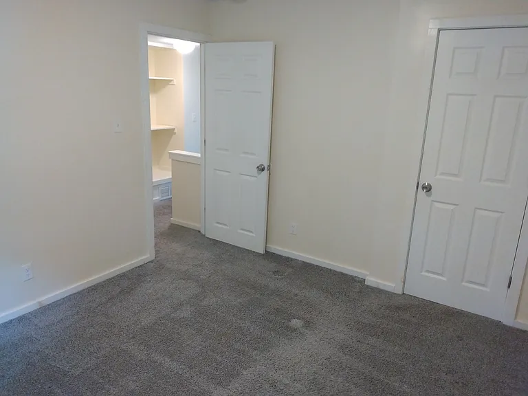 11 Great Hill Rd — Photo 9
