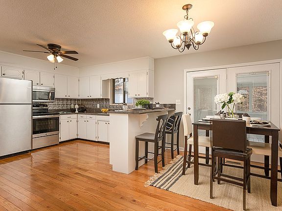 4th image of 4704 Cree Ln NW