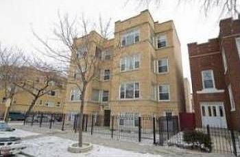 3rd image of 3819 W Ainslie St #2