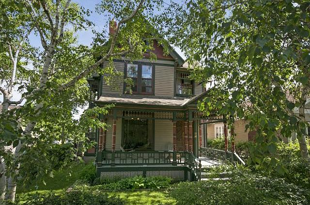 1st image of 682 Dayton Ave