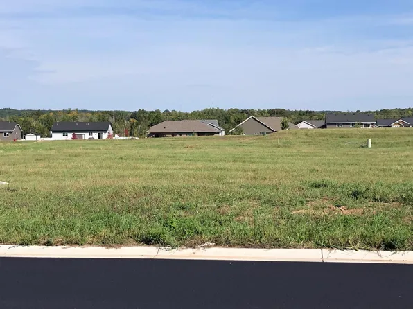 208 Woolgrass Way, Avon, MN 56310