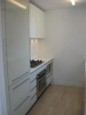 Rented by R New York | media 11