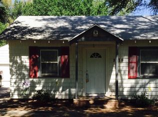 3119 Farmington Rd, Hutchinson, KS 67502